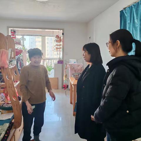 情暖新春 关爱常伴｜三兴鑫苑社区春节前入户走访慰问独居高龄老人