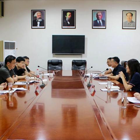 6月5日，菏泽市委编办副主任刘宏泉一行到定陶区黄店镇开展机构改革调研评估工作并召开座谈会