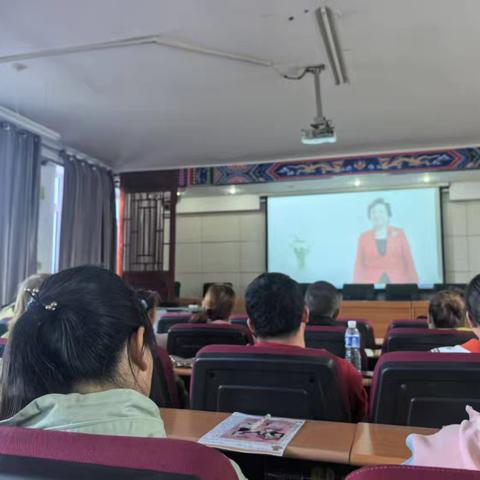 新学期，新气象—宝日希勒小学秋季家长会