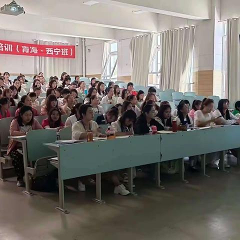 〃童语同音〃计划师资培训简报