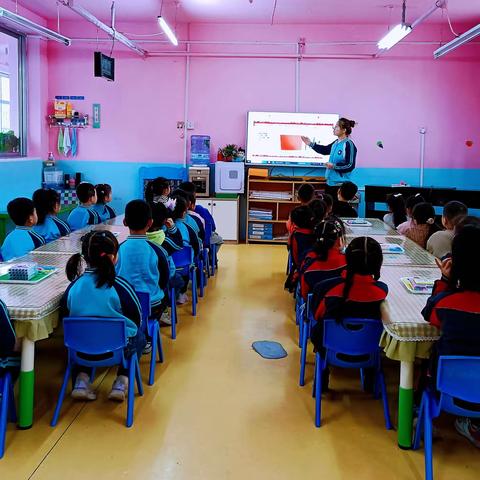 灵武市童乐幼儿园大三班《与爱相约💖遇见成长》4月份成长集