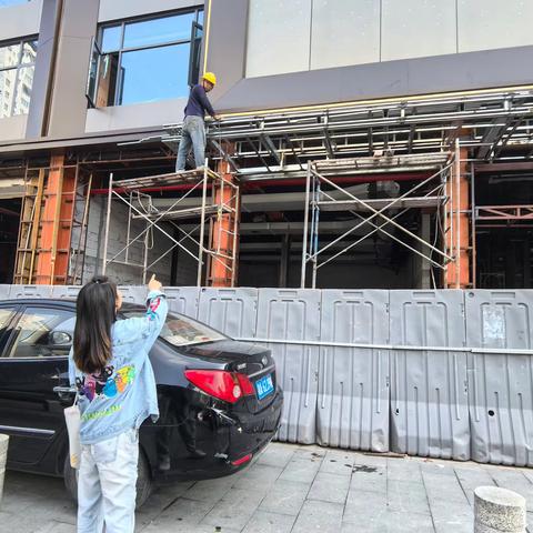 东塘街道芙蓉南路社区:开展建筑工程安全巡查