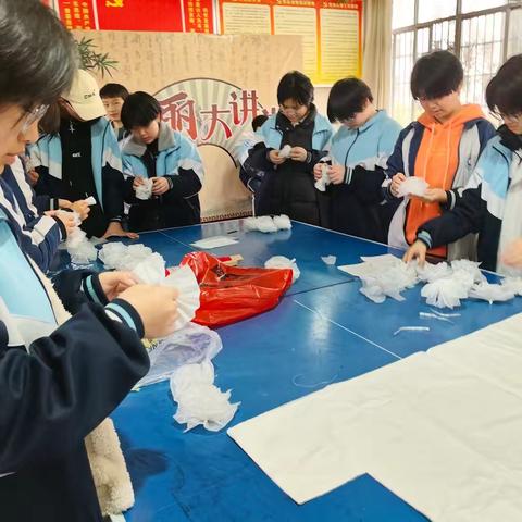 雅丽中学党员团员清明祭扫袁吉六先生之墓：传承师者精神，赓续红色血脉