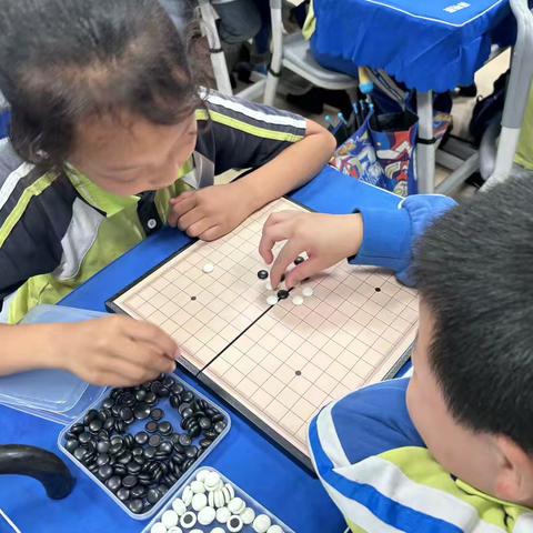 棋妙世界 弈起成长