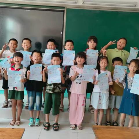 趣味闯关 阳光乐考——杜生镇袁蔡村小学2023-2024学年第二学期一二年级期末闯关活动纪实