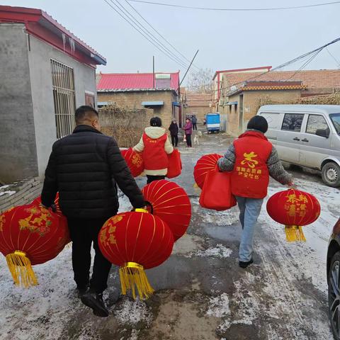 建安社区：挂灯笼，送春联，迎新春