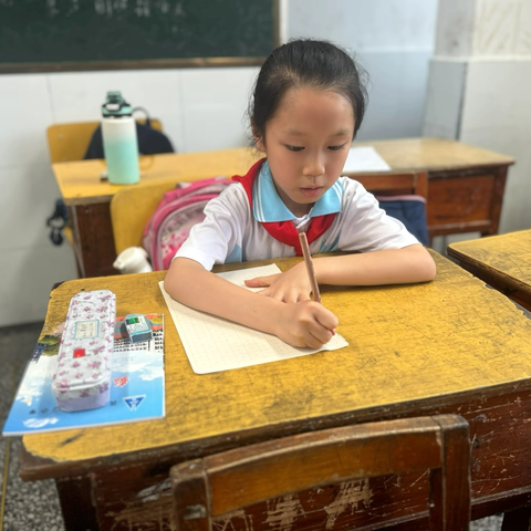 笔尖流韵，书写童年—沅陵县鹤鸣山小学一年级课后兴趣班硬笔书法班