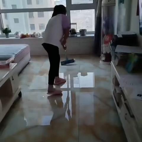 笑然如花的简篇