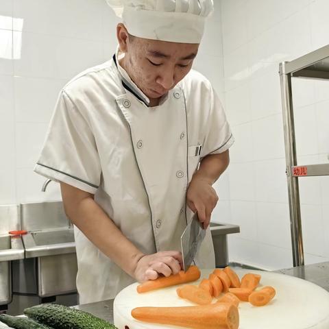 昌平区教工幼儿园“能力提升年”主题活动8月园级实干先锋--戴禹腾