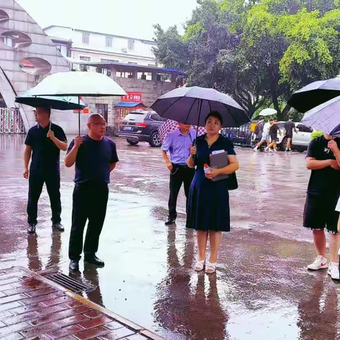 丹巴高级中学赴泸县九中交流学习