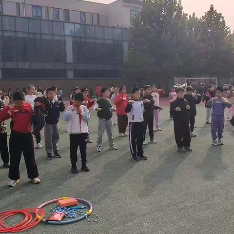 冬日燃活力，运动强体魄 —— 五(3）班11月PTA活动