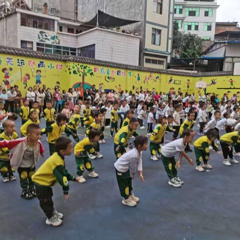 轿子山幼儿园小五班——《家长开放日半日活动》