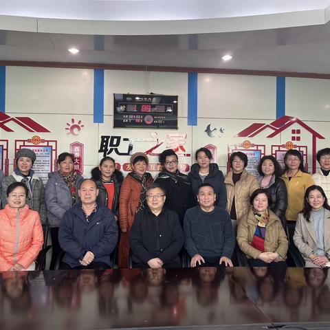 金台区老科协夕阳红朗诵团           开展“美丽中国”诗歌朗诵活动