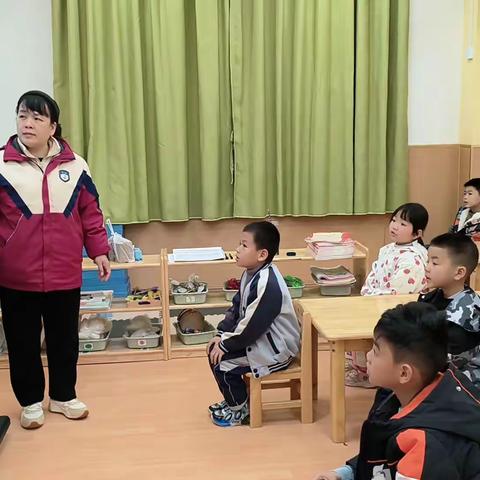 金鹰幼儿园大大班书法课