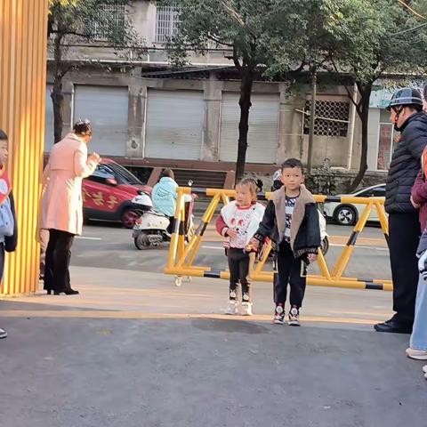 礼仪小标兵风采