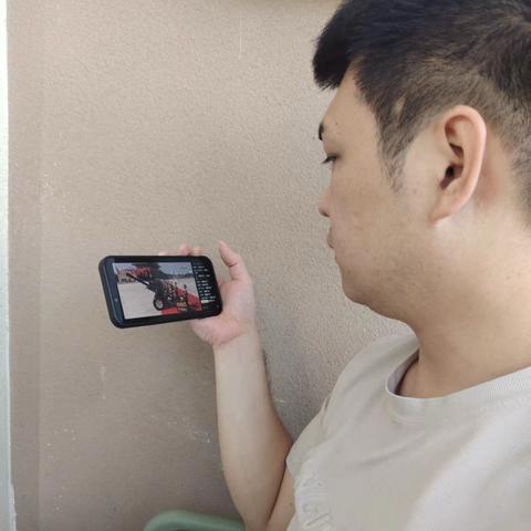 集中观看抗日战争暨世界反法西斯战争胜利80周年纪念活动