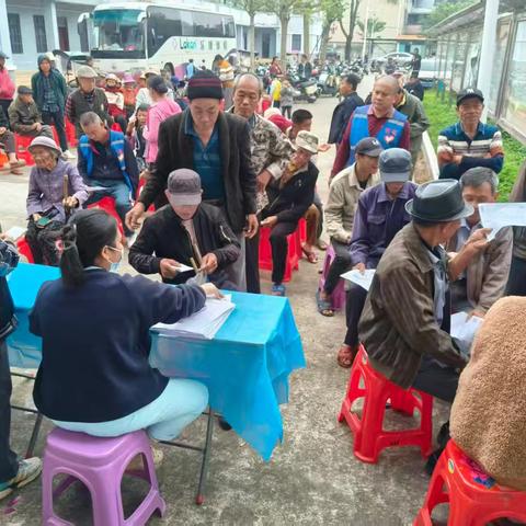 暖心体检下乡行 情暖残疾群众心