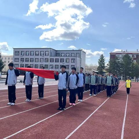 五星红旗飘扬处，致敬最美劳动者