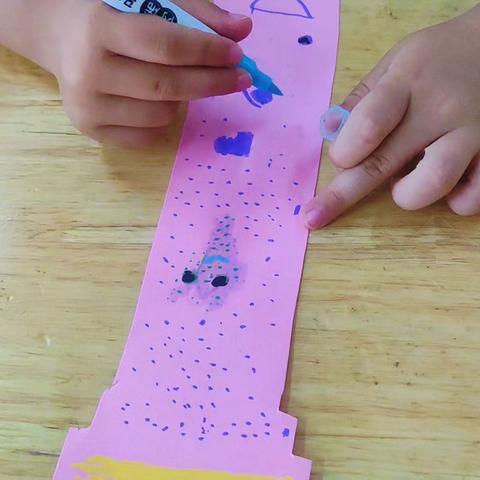 父爱如磐，童梦情长--铜山区马坡镇前八段幼儿园小一班主题活动