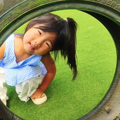 小小祝福心，浓浓师生情-铜山区马坡镇前八段幼儿园中班教师节活动