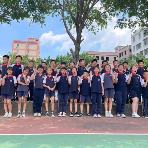 欢声笑语中的成长轨迹——302班期末总结