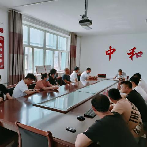 扎兰屯市动物疫病预防控制中心深入中和镇开展春季动物防疫工作检查验收