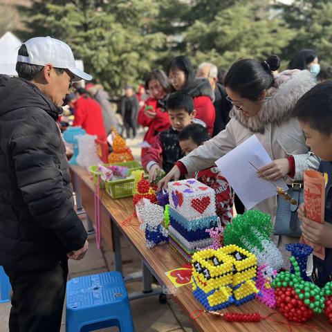 【幸福历城·群众满意】唐冶街道帝华鸿府社区开展三月学雷锋活动月睦邻市集