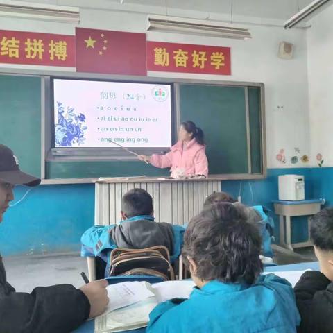 【鼎一文化】享游考之乐 展学子风采——高昌区第七小学教育集团亚尔果勒分校“八一爱民学校”一二年级拼音能力及运算能力达标自测活动