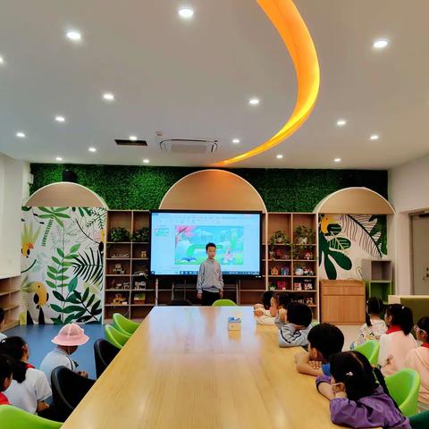 【阅读、阅享、悦成长】——官士墩小学二（4）班班班共读读书分享会