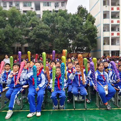 时光执笔，墨染成长； 以爱为笺，载梦远航 ——三年级5班班级期末美篇总结