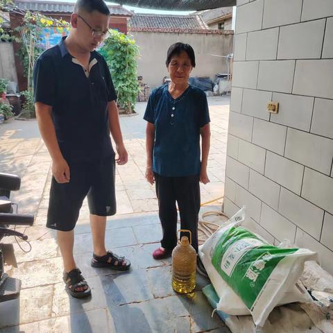 建军节之际  暖心慰问