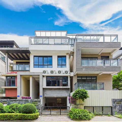 「半山•20」泳池8房16床｜街机游戏｜双麻将机｜桌球｜KTV&会议轰趴别墅🌸