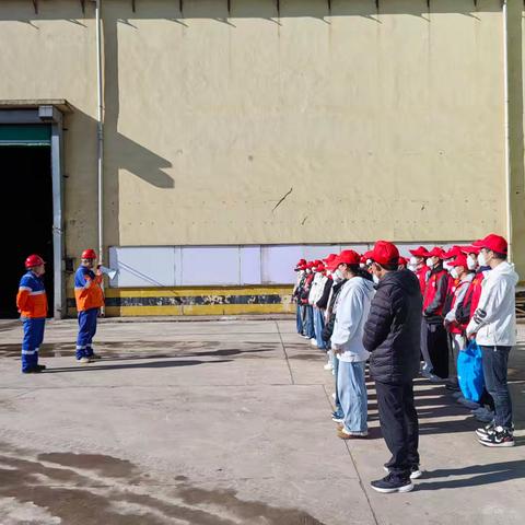 昭通工业园配合云南省生态环境宣传教育中心组织开展环保设施向公众开放活动