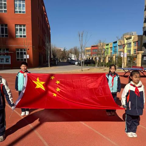 国旗下的思政课——校园安全   平安校园