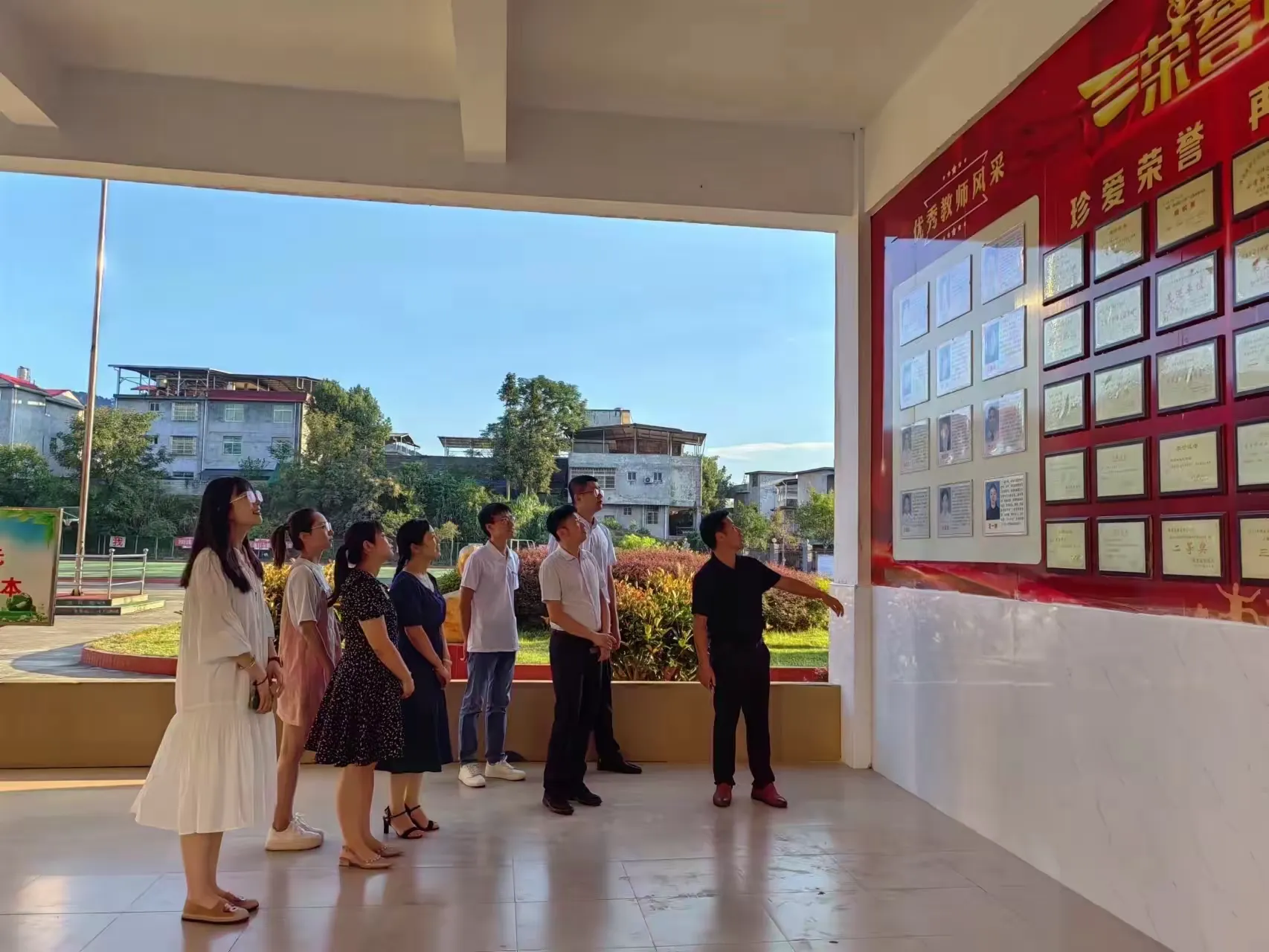 简篇-“金秋送教促成长 凝心聚力共前行” ——厦门双塔小学对口清流县嵩溪中心小学教育帮扶送教研讨活动