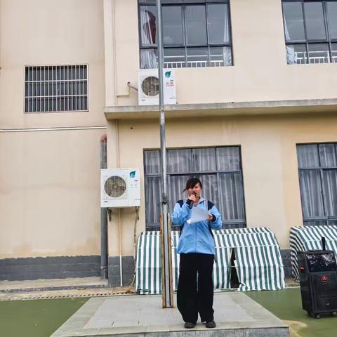 【童心绘重阳，旗展润成长】乌烈镇峨港村幼儿园第九周 ﻿国旗下讲话