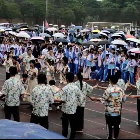 海口市灵山中学第四十届冬季运动会完美召开