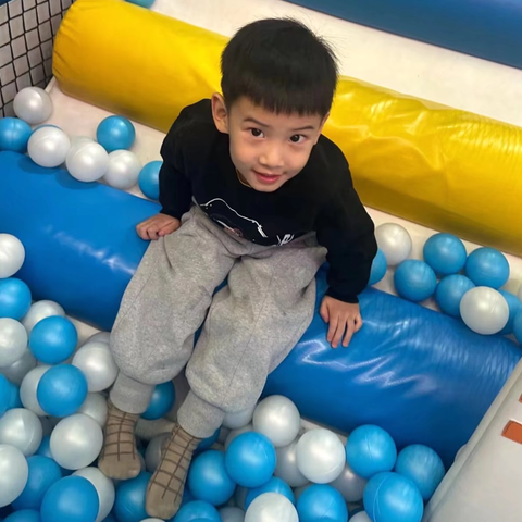 尹严择《我会穿短裤啦》