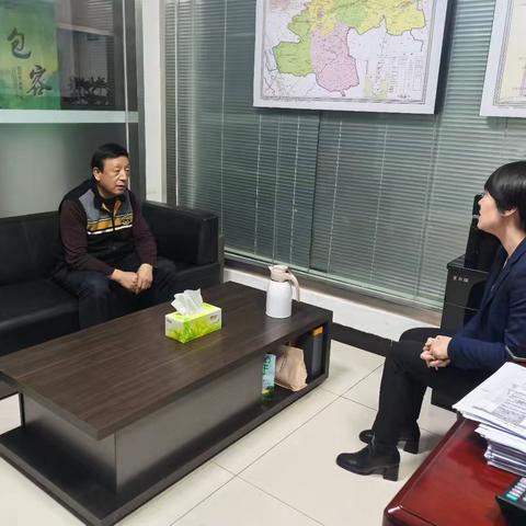 行长接待日：倾听需求，提升服务的面对面交流