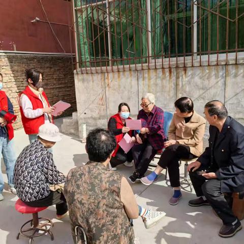 人民街道民生社区开展禁种铲毒排查行动一一守护“无毒”家园