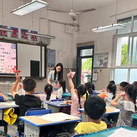 编织多彩夏日梦 ———九江经济技术开发区港城第一小学开展暑期托管活动