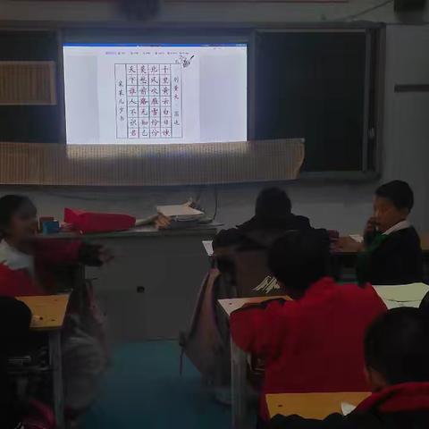 提笔就是练字时，规范守正即大雅【上戈镇中心小学书法社团】