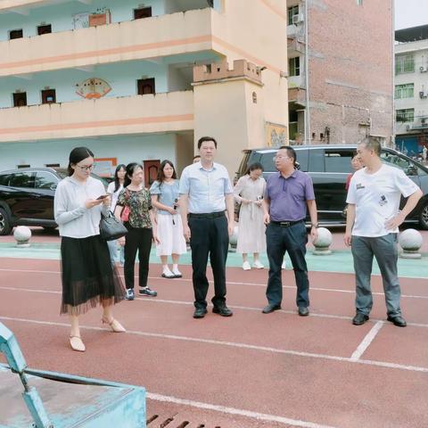 重庆江北区计生协会领导赴忠县指导向日葵亲子小屋工作😊😊