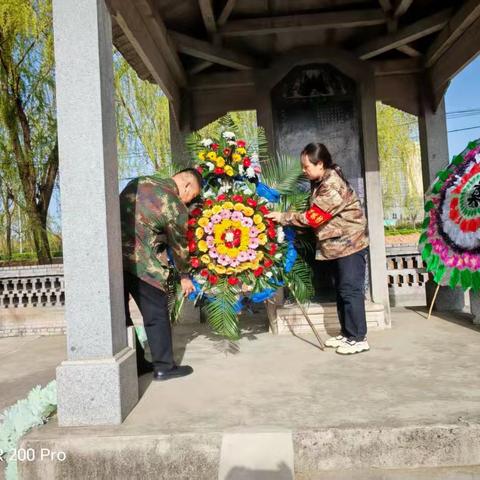 翟店街道清明节纪念烈士活动纪实