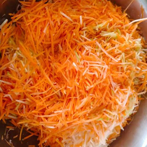 暖冬食光|一口软糯，解锁冬日甜香 ——英言村幼儿园