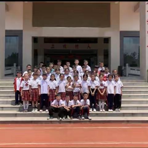 时光如初 静待花开 「学府二一班」