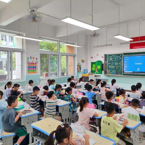 萌娃启航，开启新征程——潇湘路小学一年级小豆包入学记