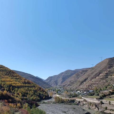 临潭县王旗镇草场门村环境卫生整治行动