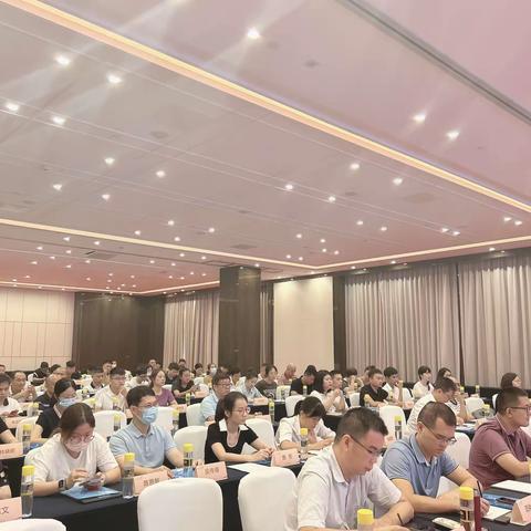 美兰分局审批办参与2023年信用监督管理业务培训班并授课