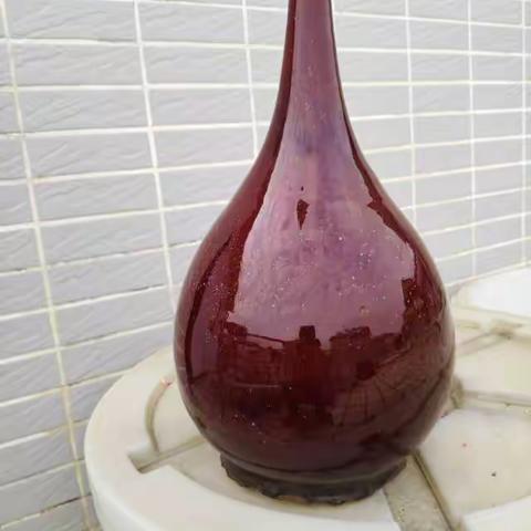 古典陶瓷花瓶赏析